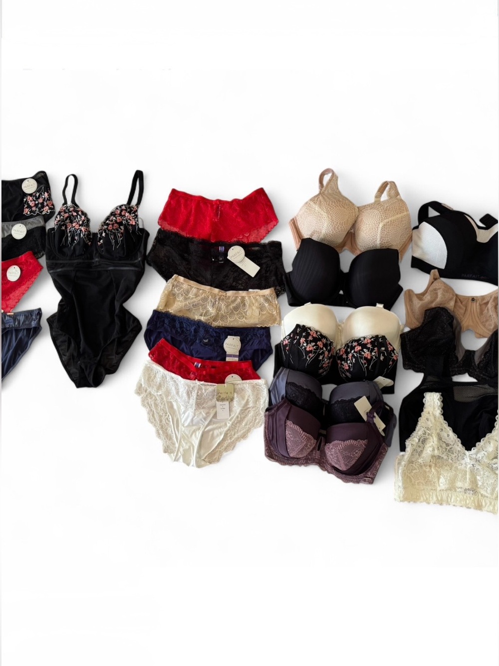 NWT 22-Piece Neiman Marcus Premium Lingerie + 22 Parfait Hangers Lot Bundle